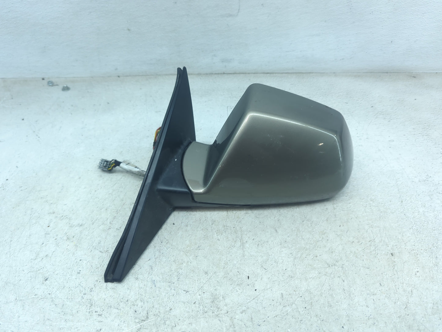 2008-2014 Cadillac Cts Driver Side View Mirror - Left Door Mirror OEM Used - Oemusedautoparts1.com