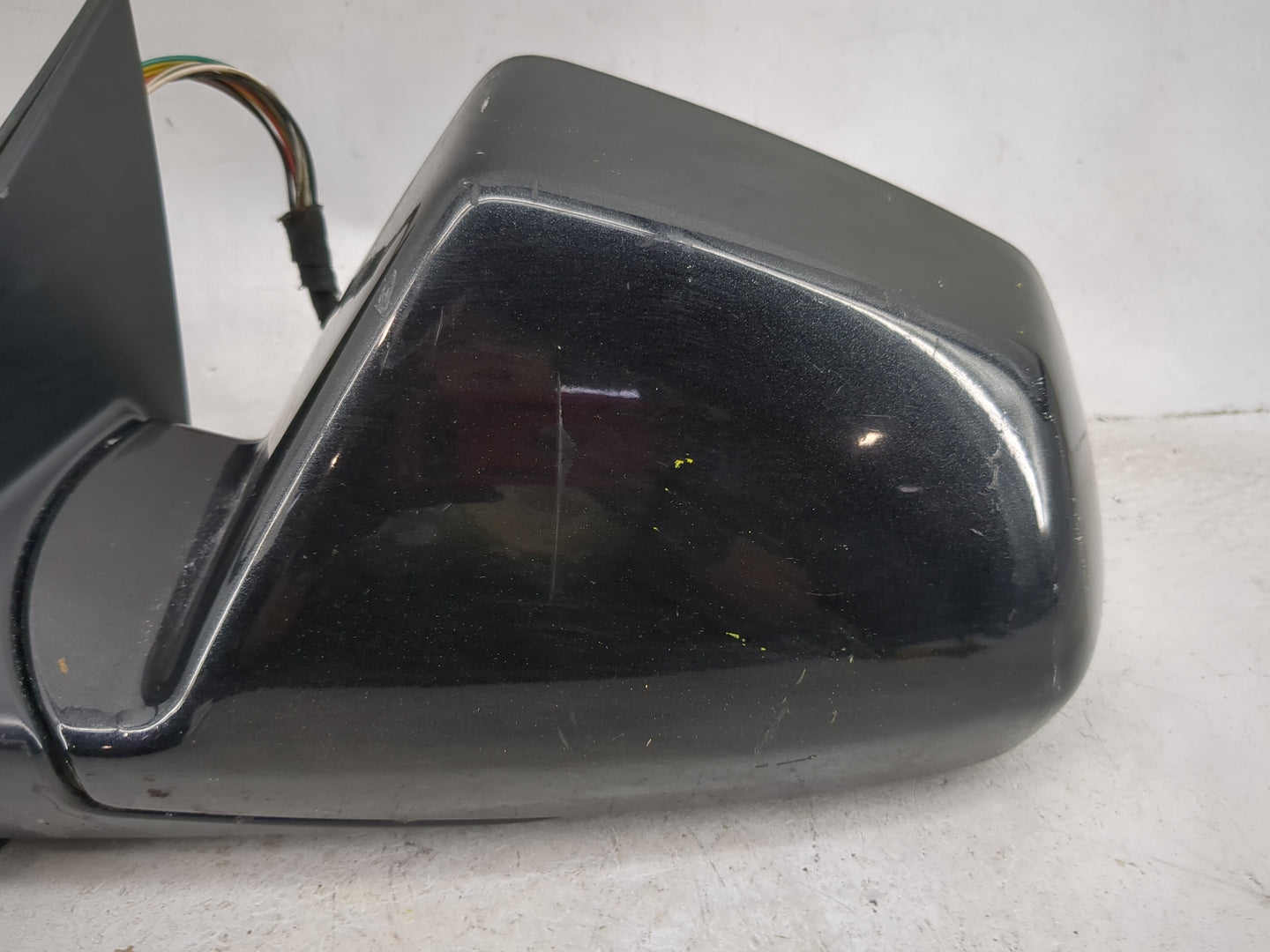 2008-2014 Cadillac Cts Driver Side View Mirror - Left Door Mirror OEM Used - Oemusedautoparts1.com