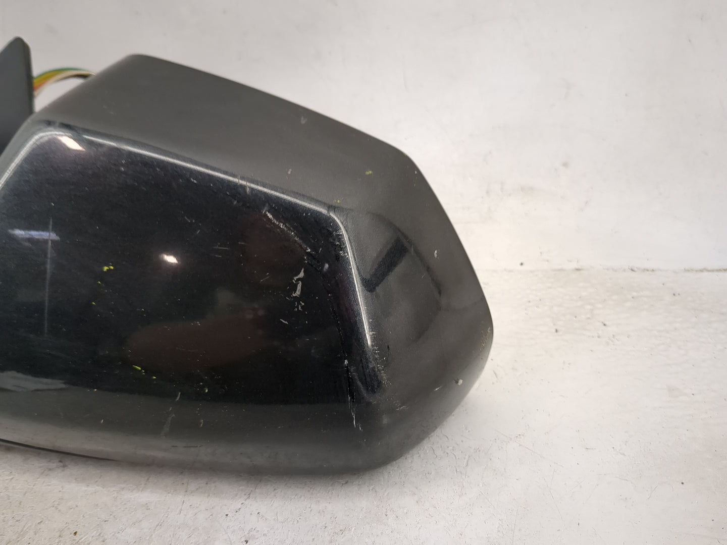 2008-2014 Cadillac Cts Driver Side View Mirror - Left Door Mirror OEM Used - Oemusedautoparts1.com