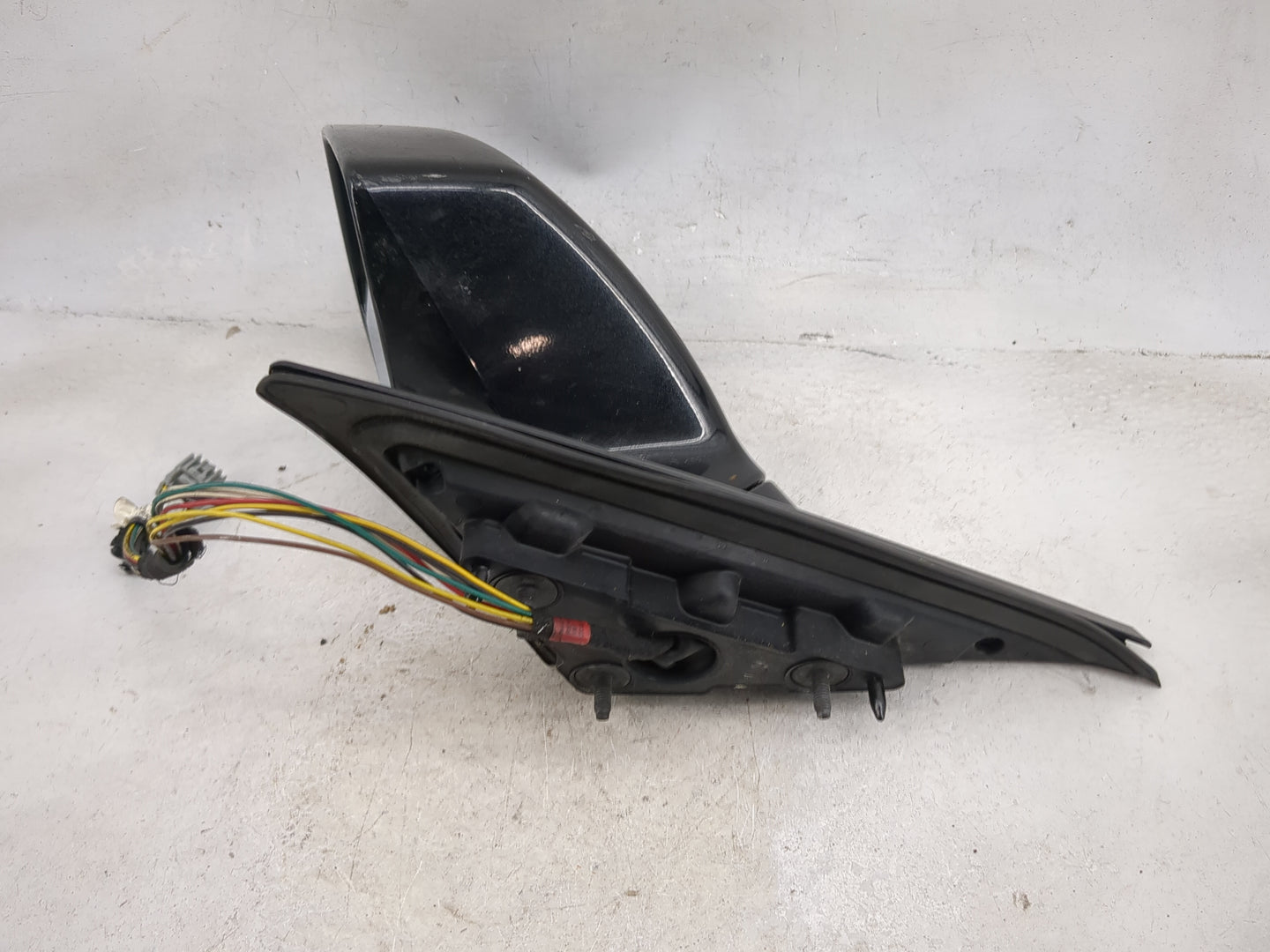 2008-2014 Cadillac Cts Driver Side View Mirror - Left Door Mirror OEM Used - Oemusedautoparts1.com