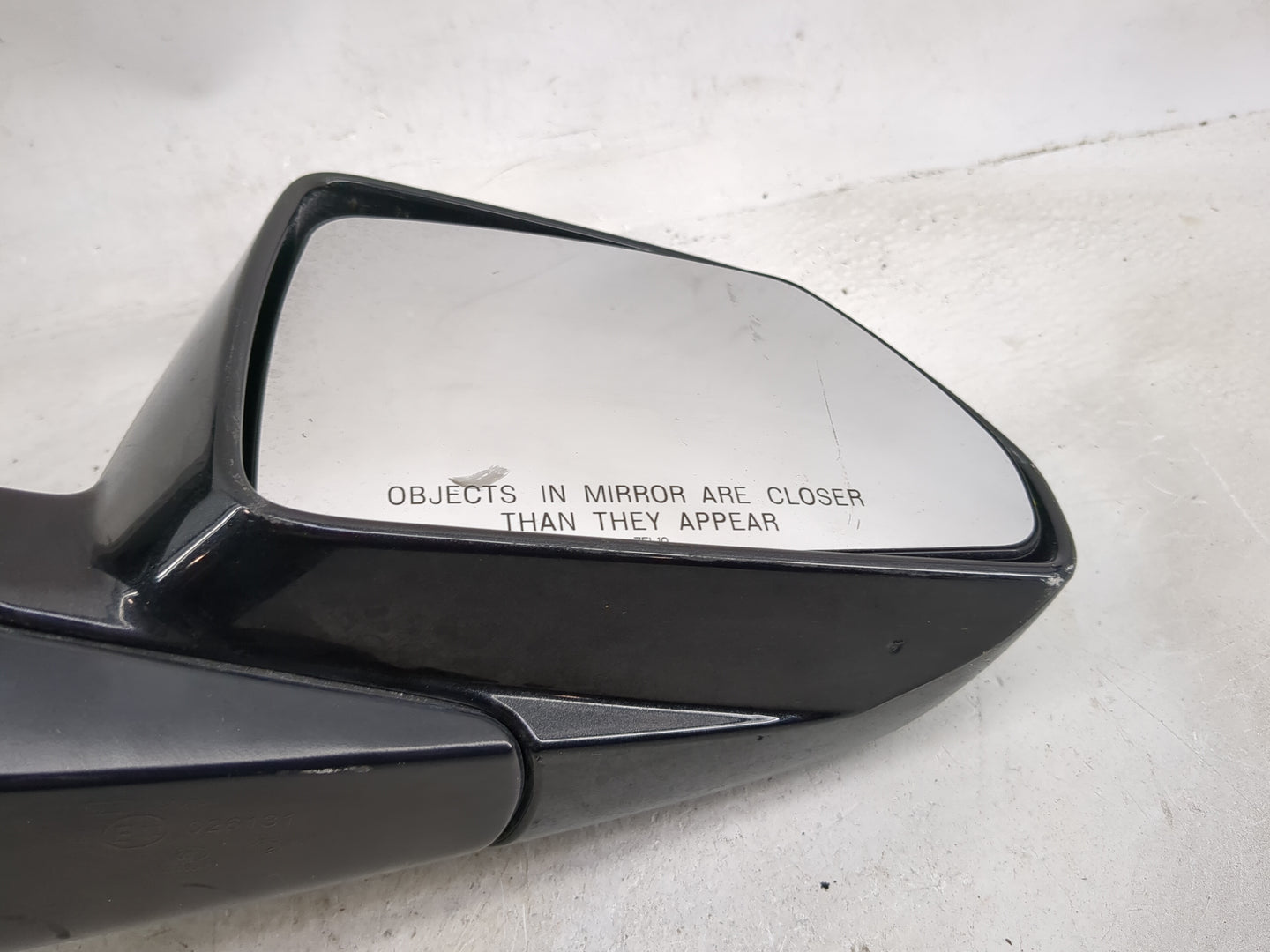 2008-2014 Cadillac Cts Passenger Side View Mirror - Right Door Mirror OEM Used - Oemusedautoparts1.com