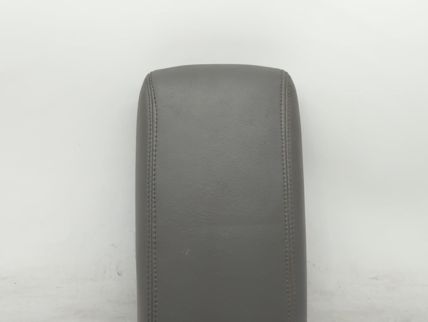2011 Cadillac Cts Center Console Armrest Cover Lid Gray - Oemusedautoparts1.com