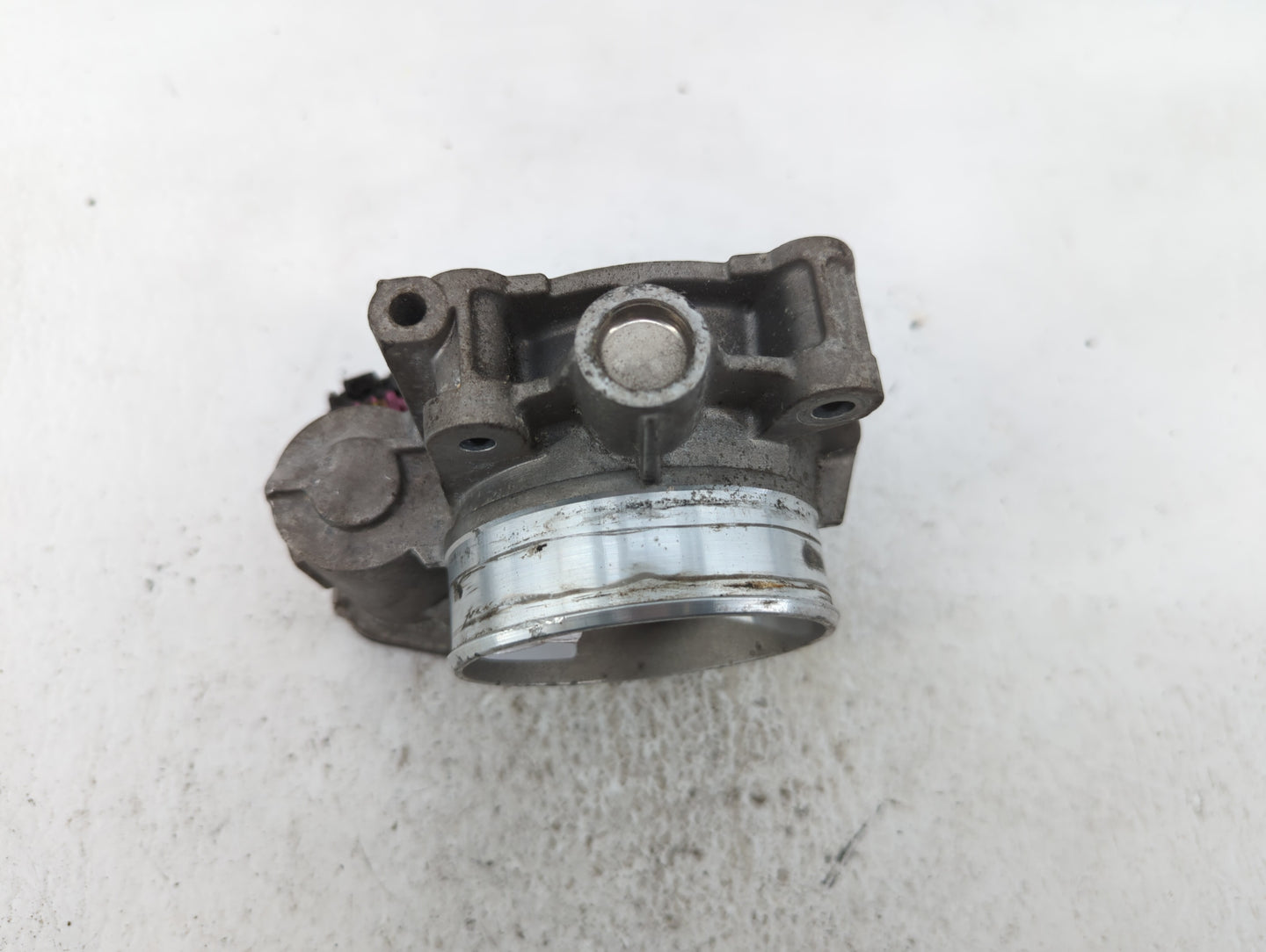 2008-2011 Cadillac Cts Throttle Body P/N:994AA Fits Fits 2007 2008 2009 2010 2011 2012 OEM Used Auto Parts - Oemusedautopart