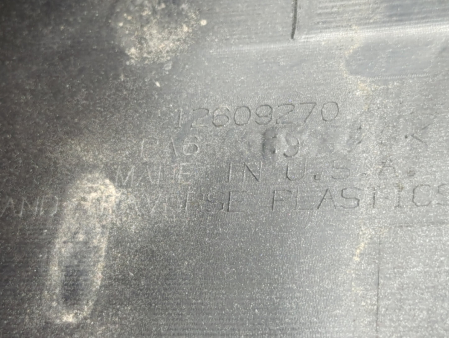 2011 Cadillac Cts Engine Cover - Oemusedautoparts1.com