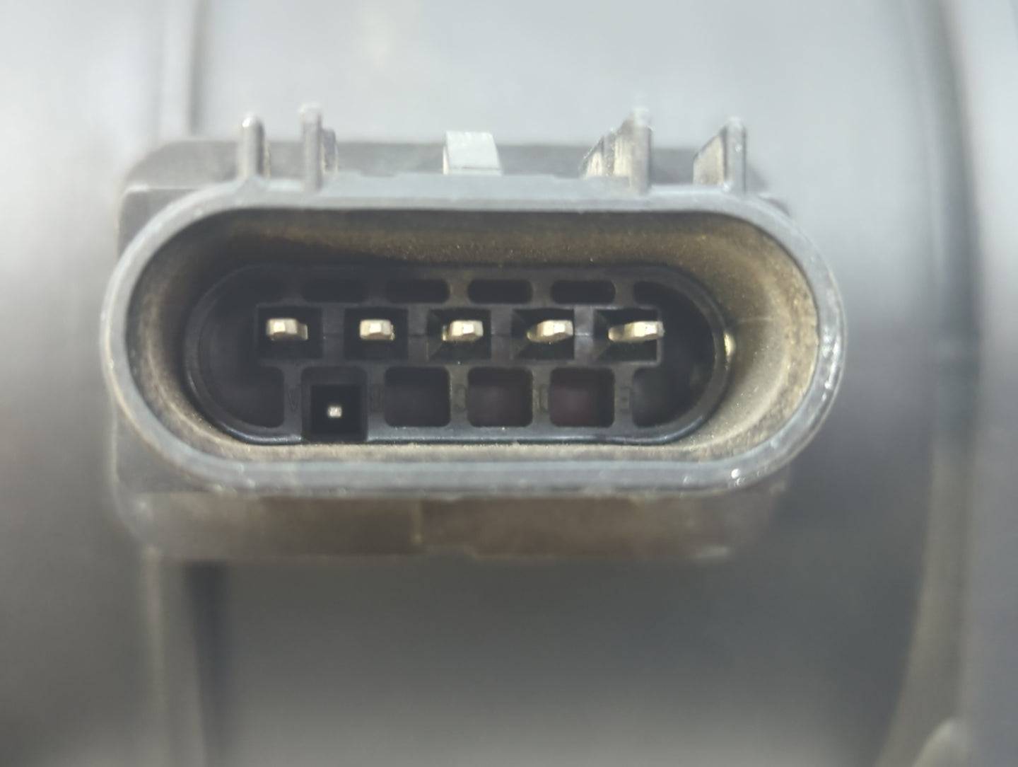 2008-2011 Cadillac Cts Mass Air Flow Meter Maf - Oemusedautoparts1.com