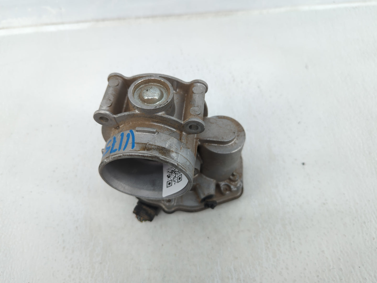 2008-2011 Cadillac Cts Throttle Body P/N:DS7E-9F991-AJ Fits Fits 2007 2008 2009 2010 2011 2012 OEM Used Auto Parts - Oemused