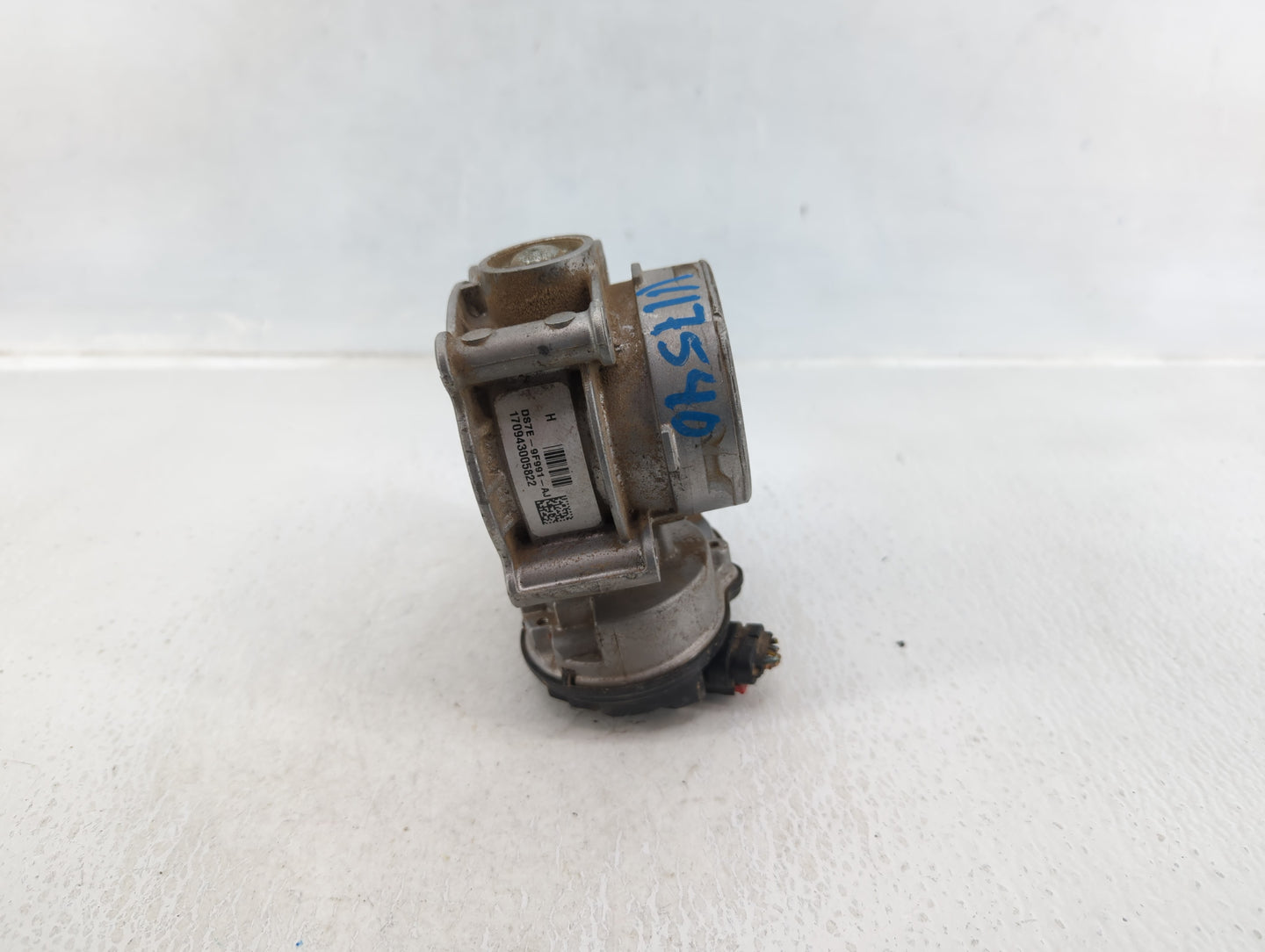 2008-2011 Cadillac Cts Throttle Body P/N:DS7E-9F991-AJ Fits Fits 2007 2008 2009 2010 2011 2012 OEM Used Auto Parts - Oemused