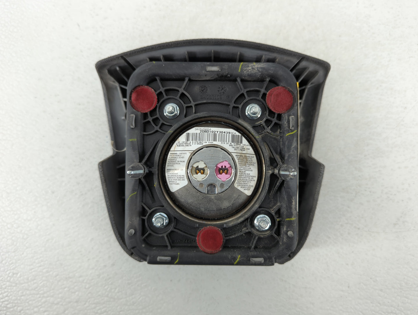 2010-2011 Cadillac Cts Air Bag Passenger Right Knee OEM P/N:BAM-PT1-1104 2DBD102Y30439, 340522985A Fits Fits 2010 2011 OEM U