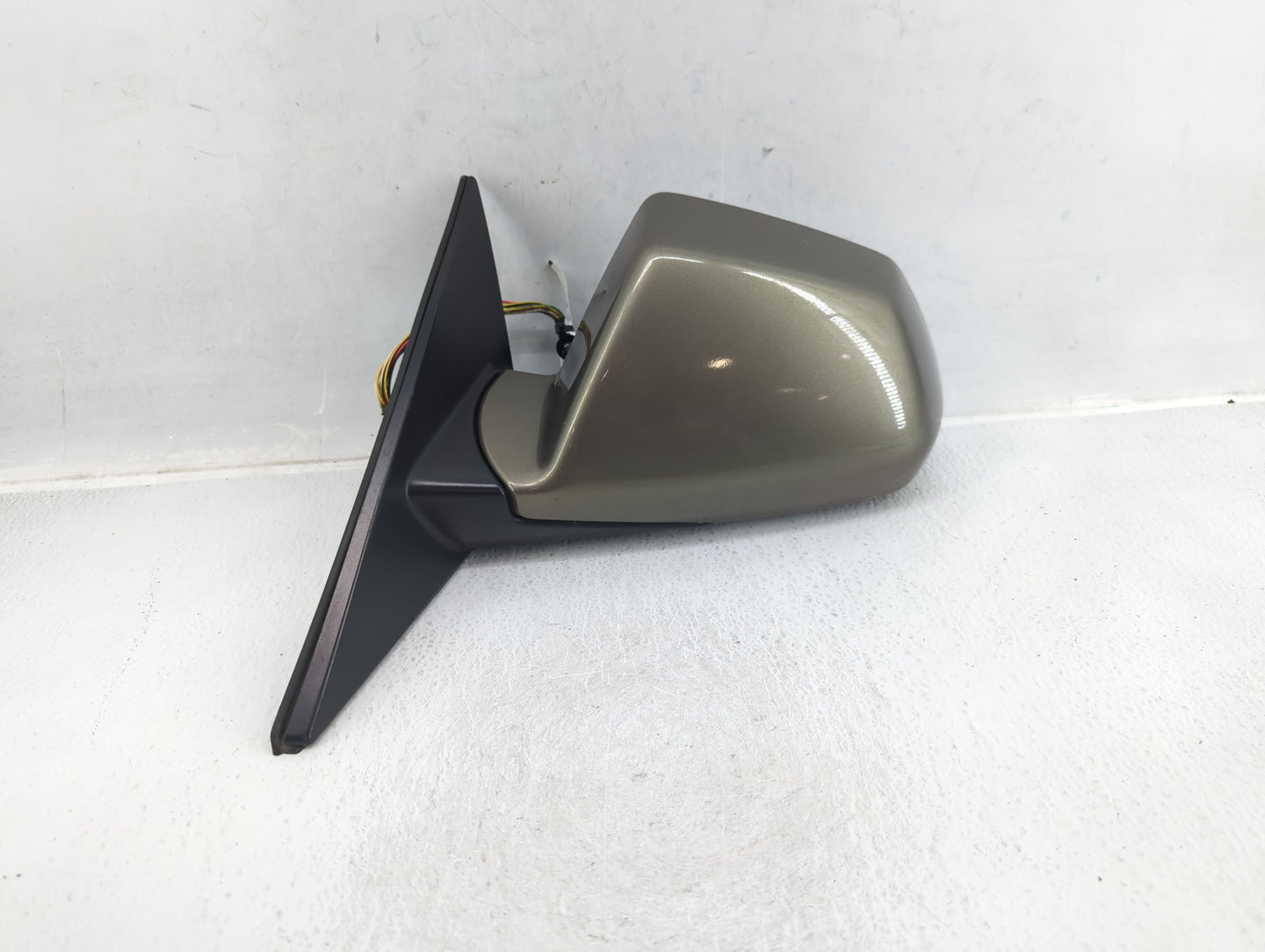 2008-2014 Cadillac Cts Driver Left Side View Manual Door Mirror Grey - Oemusedautoparts1.com