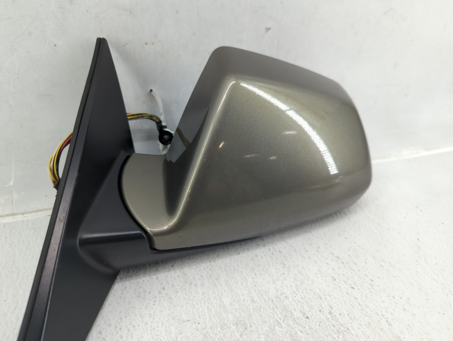 2008-2014 Cadillac Cts Driver Left Side View Manual Door Mirror Grey - Oemusedautoparts1.com