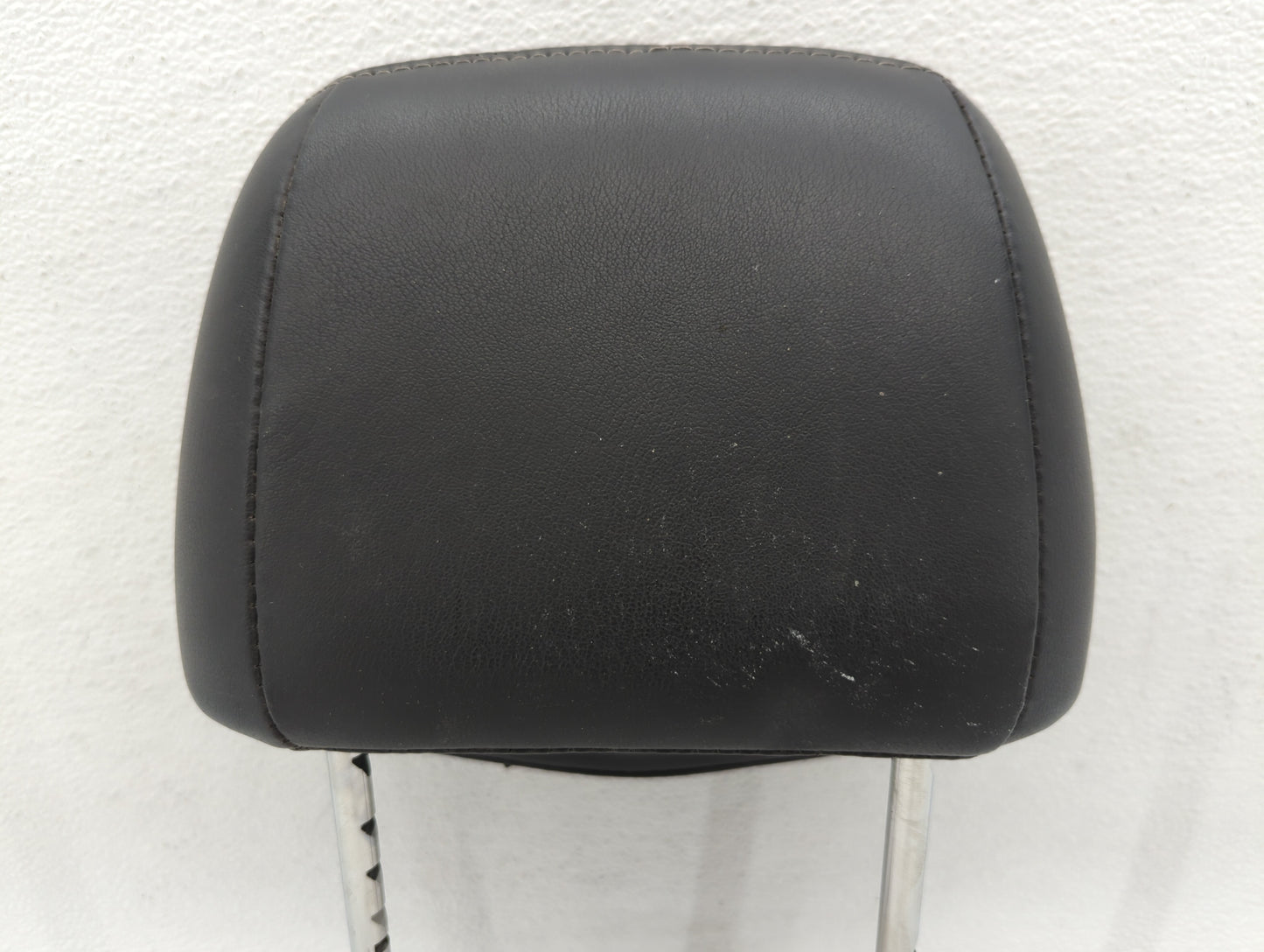 2011 Cadillac Cts Headrest Head Rest Front Driver Passenger Seat Fits OEM Used Auto Parts - Oemusedautoparts1.com