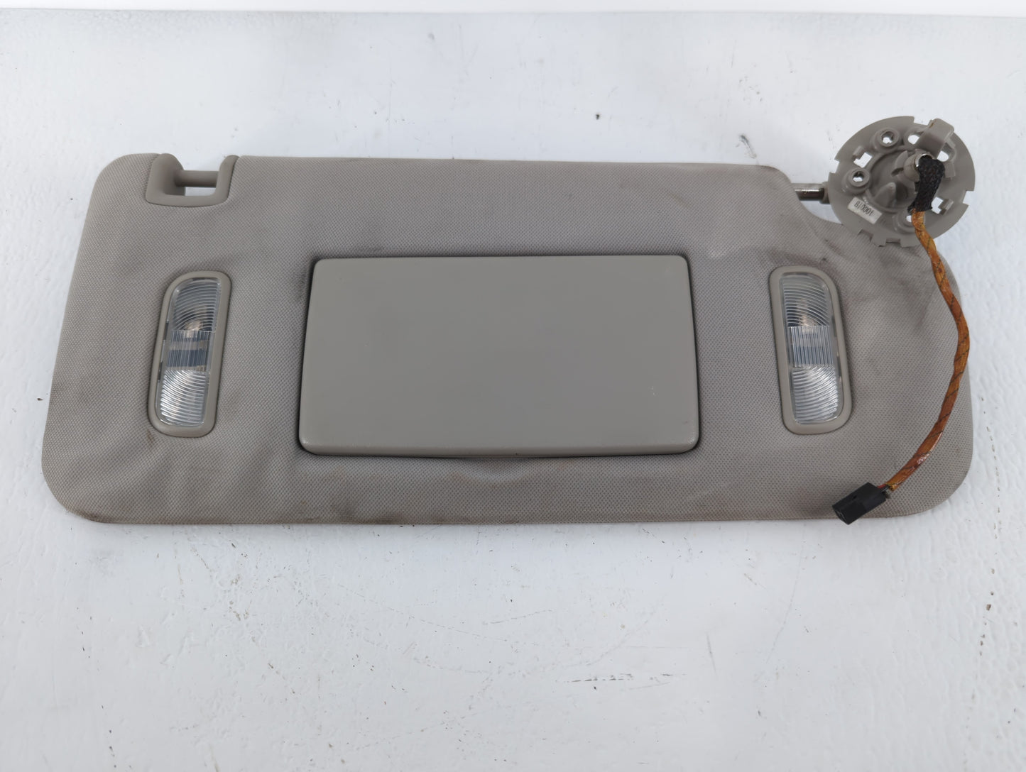 2010-2013 Cadillac Cts Sun Visor Shade Replacement Passenger Right Mirror Fits Fits 2010 2011 2012 2013 OEM Used Auto Parts 