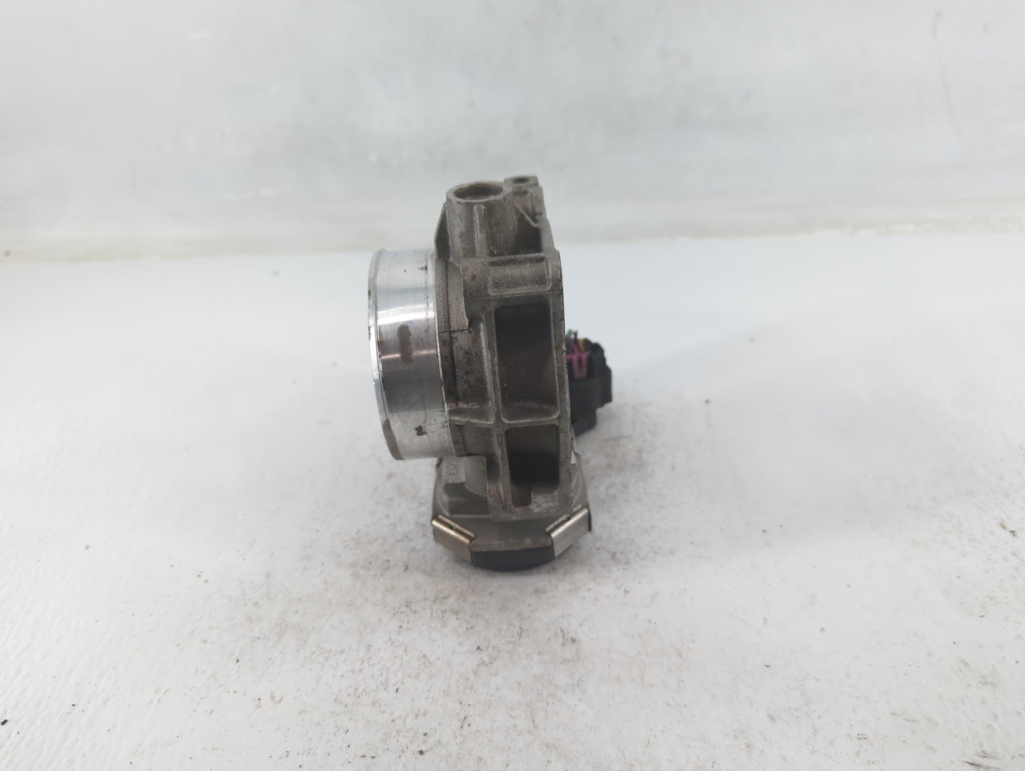 2008-2011 Cadillac Cts Throttle Body P/N:AA994AA9854C Fits Fits 2007 2008 2009 2010 2011 2012 OEM Used Auto Parts - Oemuseda