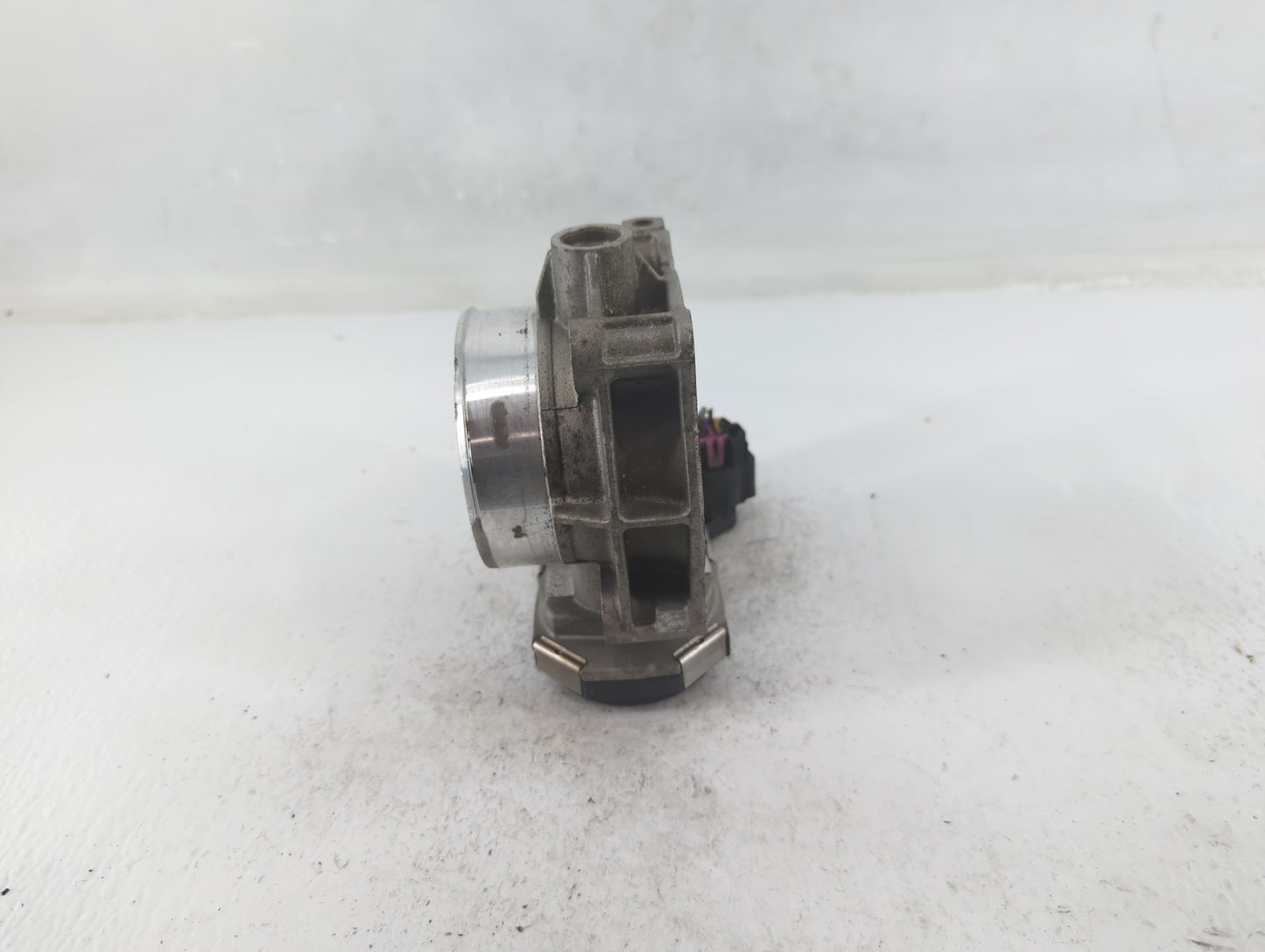 2008-2011 Cadillac Cts Throttle Body P/N:AA994AA9854C Fits Fits 2007 2008 2009 2010 2011 2012 OEM Used Auto Parts - Oemuseda