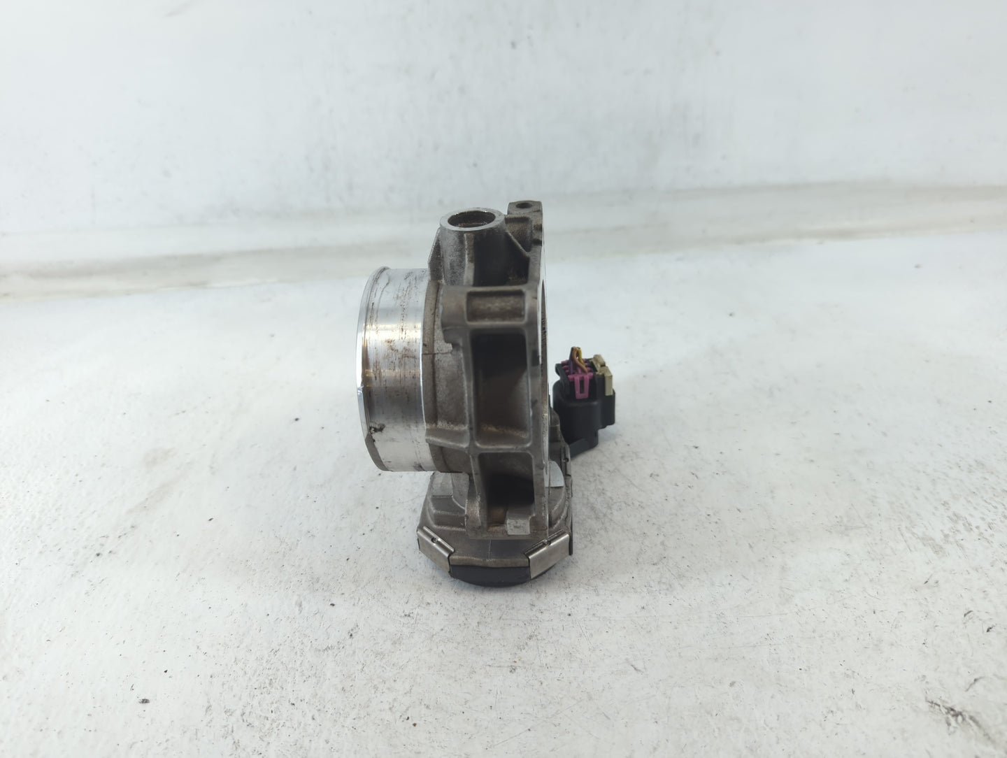 2008-2011 Cadillac Cts Throttle Body P/N:3040AA994AA4052C Fits Fits 2007 2008 2009 2010 2011 2012 OEM Used Auto Parts - Oemu