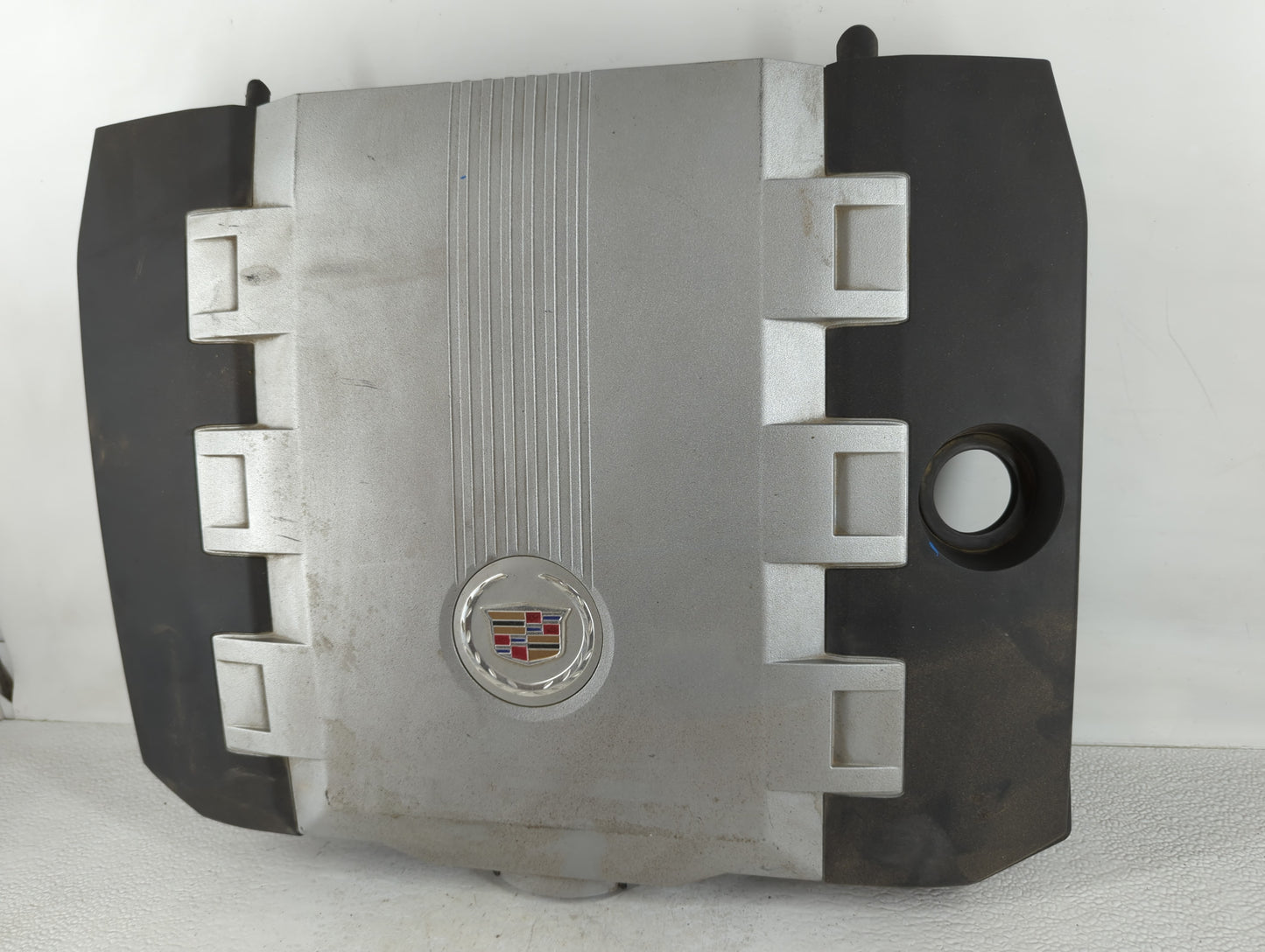 2011 Cadillac Cts Engine Cover - Oemusedautoparts1.com