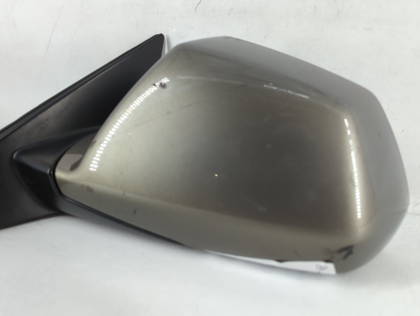 2008-2014 Cadillac Cts Driver Side View Mirror - Left Door Mirror OEM Used - Oemusedautoparts1.com