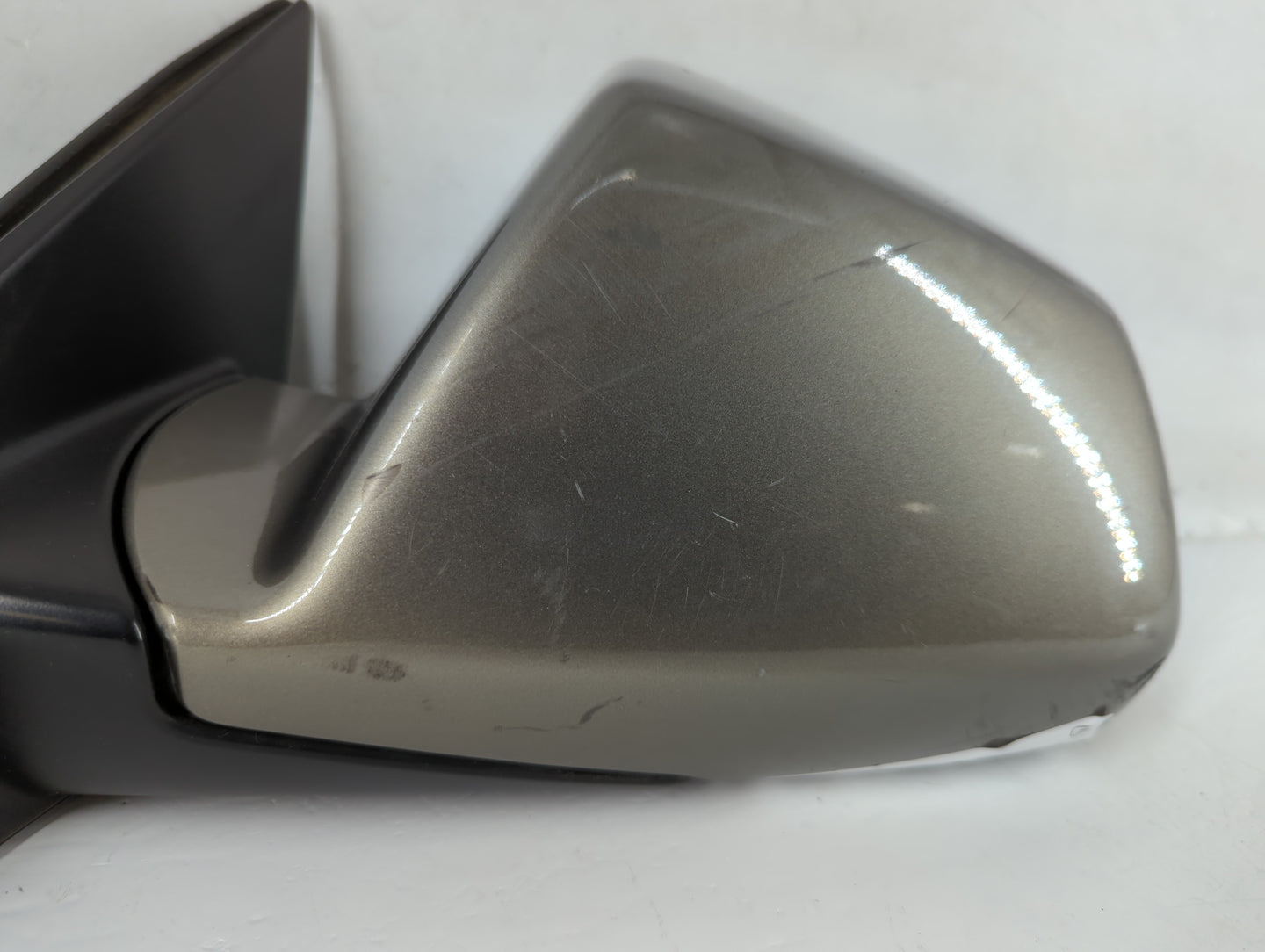 2008-2014 Cadillac Cts Driver Side View Mirror - Left Door Mirror OEM Used - Oemusedautoparts1.com