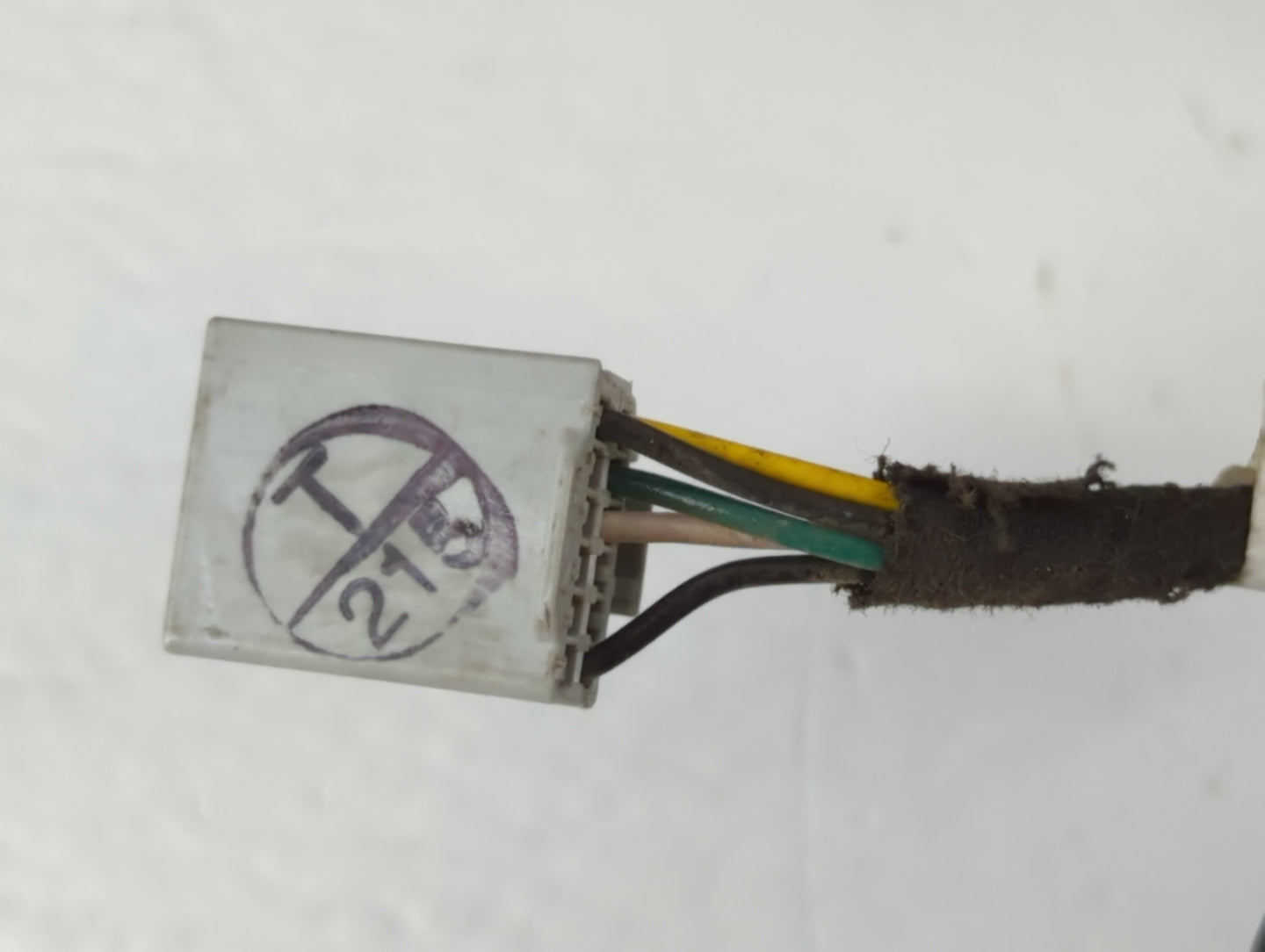 2008-2014 Cadillac Cts Driver Side View Mirror - Left Door Mirror OEM Used - Oemusedautoparts1.com
