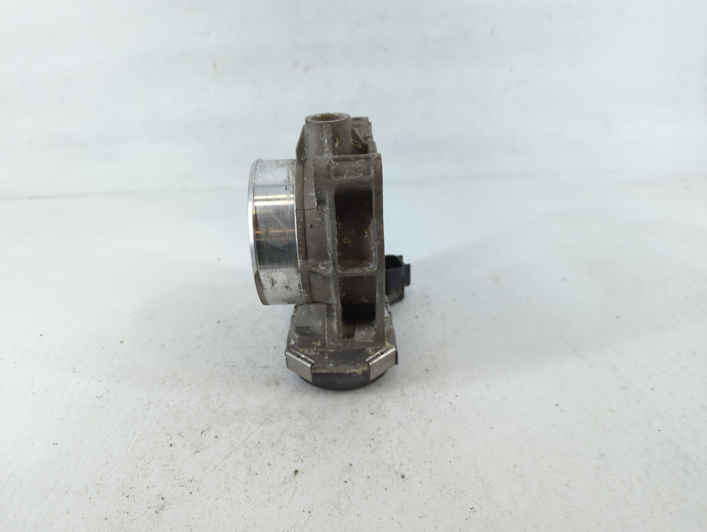 2008-2011 Cadillac Cts Throttle Body P/N:AA994AA7367 Fits Fits 2007 2008 2009 2010 2011 2012 OEM Used Auto Parts - Oemusedau