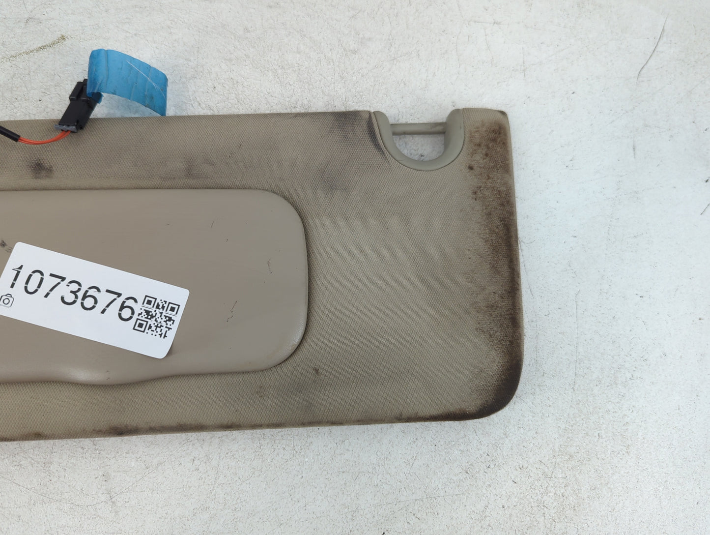 2008-2011 Cadillac Dts Sun Visor Shade Replacement Passenger Right Mirror Fits Fits 2008 2009 2010 2011 OEM Used Auto Parts 