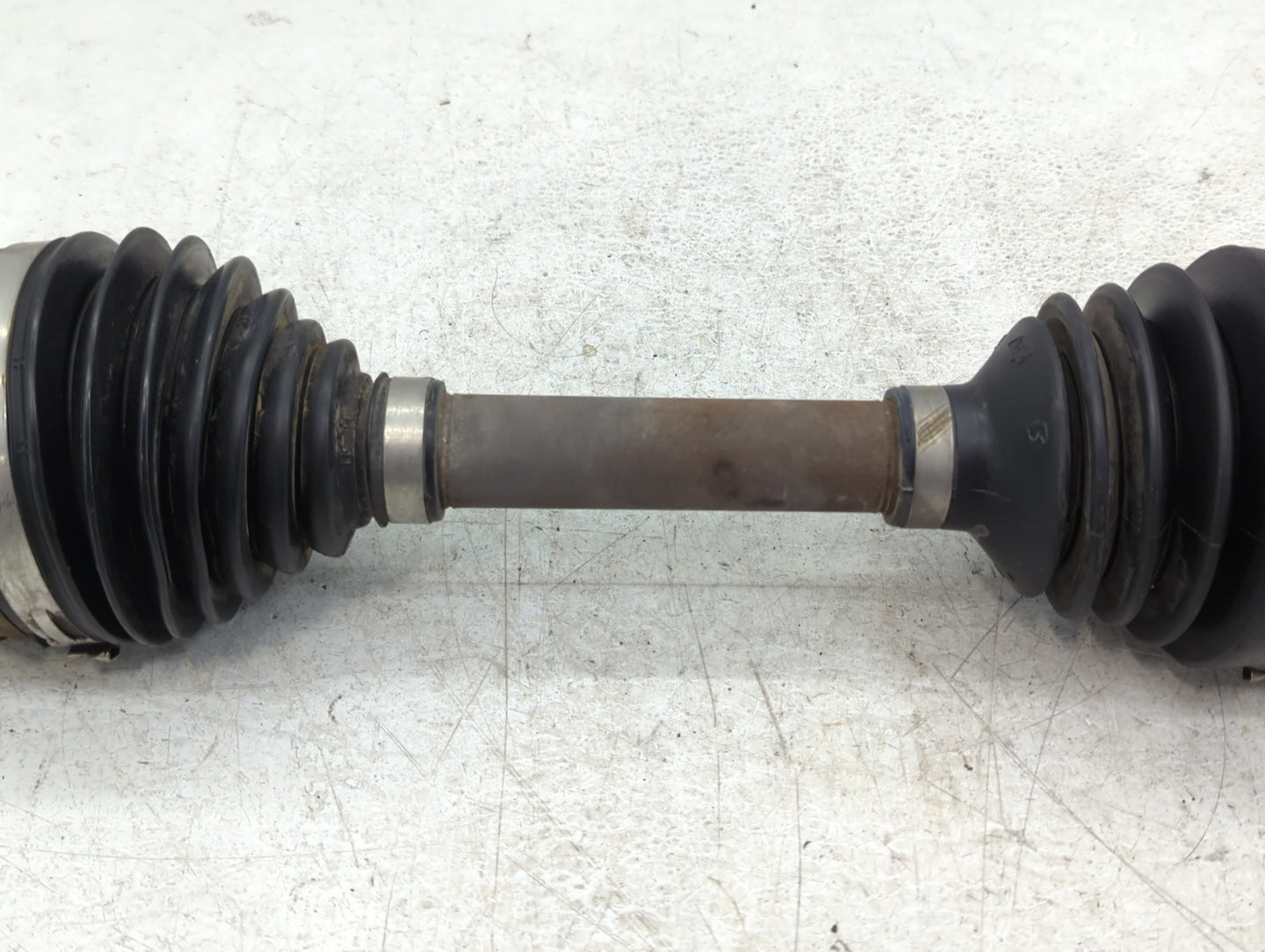2006-2011 Cadillac Dts Axle Shaft Front Driver Cv C/v - Oemusedautoparts1.com