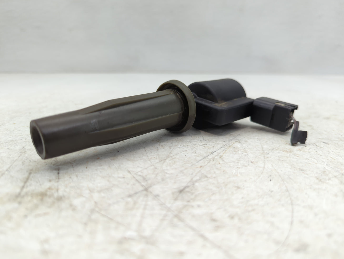 2007-2011 Cadillac Dts Ignition Coil Igniter Pack - Oemusedautoparts1.com