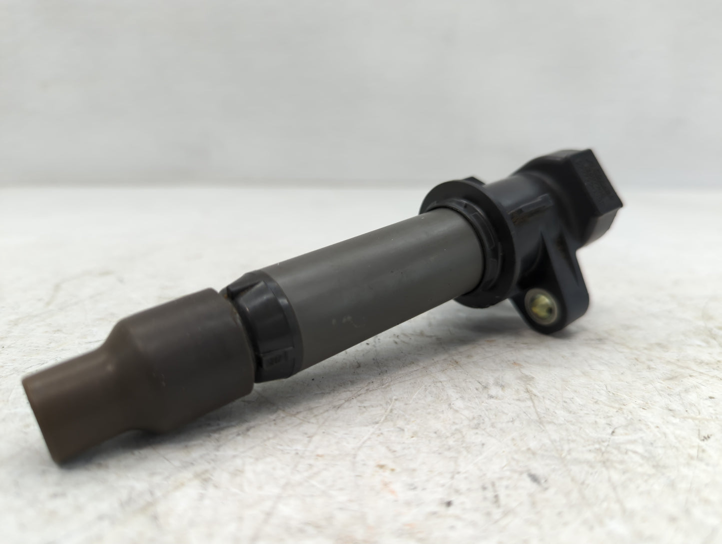2007-2011 Cadillac Dts Ignition Coil Igniter Pack - Oemusedautoparts1.com