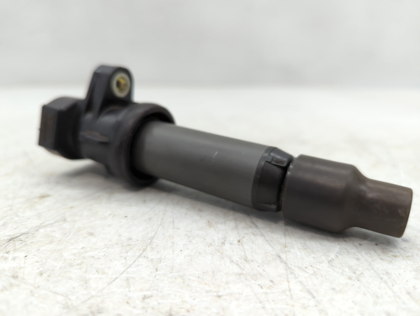 2007-2011 Cadillac Dts Ignition Coil Igniter Pack - Oemusedautoparts1.com