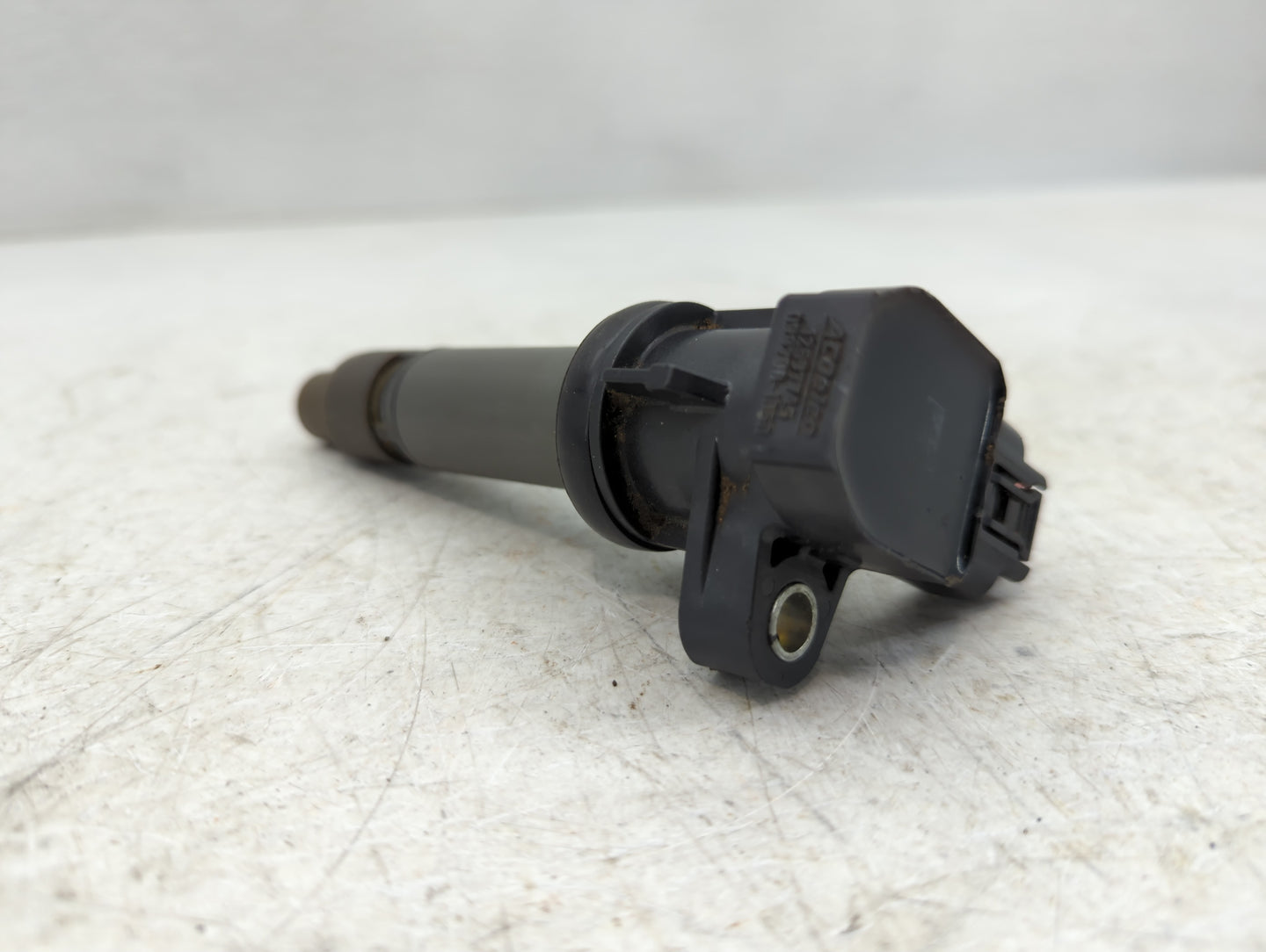 2007-2011 Cadillac Dts Ignition Coil Igniter Pack - Oemusedautoparts1.com