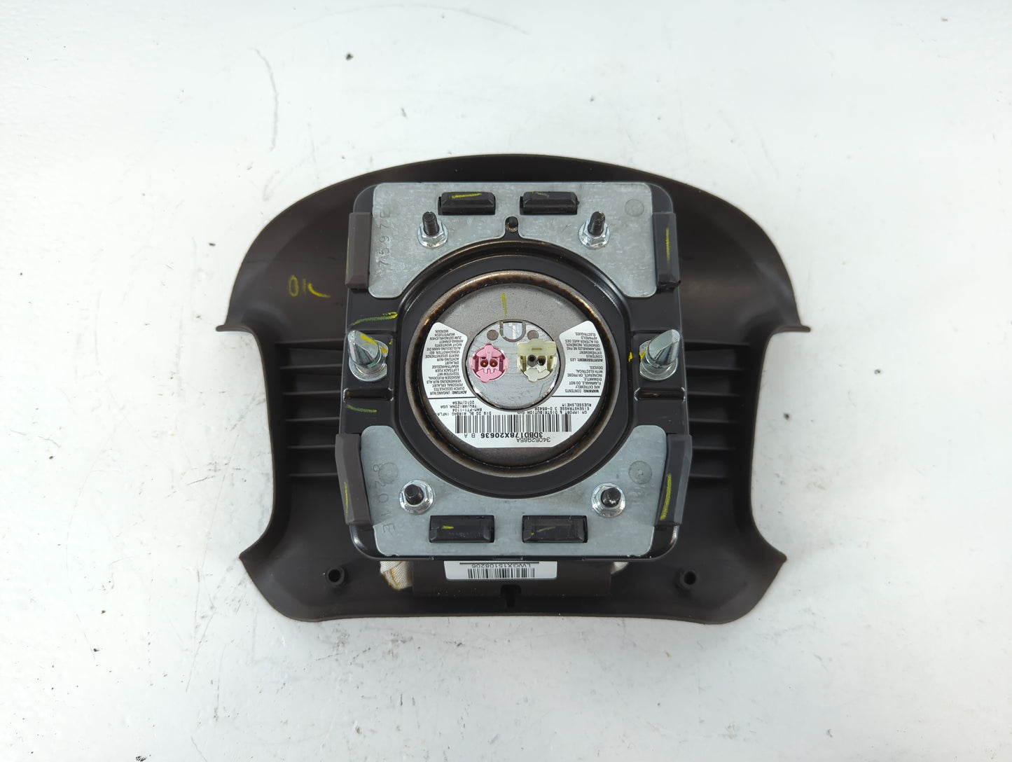2006-2011 Cadillac Dts Air Bag Driver Left Steering Wheel Mounted Fits Fits 2006 2007 2008 2009 2010 2011 OEM Used Auto Part