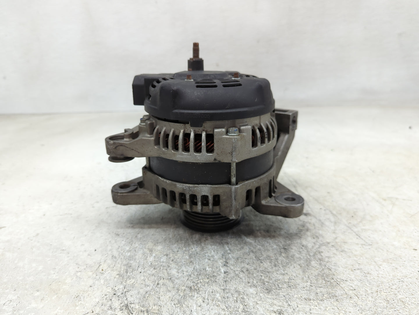 2006-2011 Cadillac Dts Alternator Replacement Generator Charging Assembly Engine OEM P/N:12782 Fits OEM Used Auto Parts - Oe