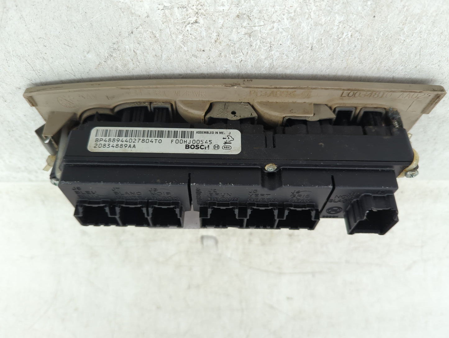 2006-2011 Cadillac Dts Master Power Window Switch Replacement Driver Side Left P/N:20834889AA Fits OEM Used Auto Parts - Oem