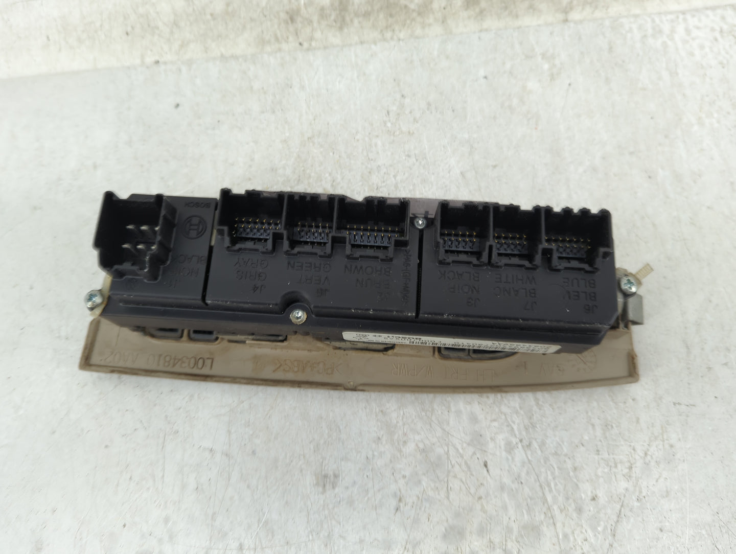 2006-2011 Cadillac Dts Master Power Window Switch Replacement Driver Side Left P/N:20834889AA Fits OEM Used Auto Parts - Oem