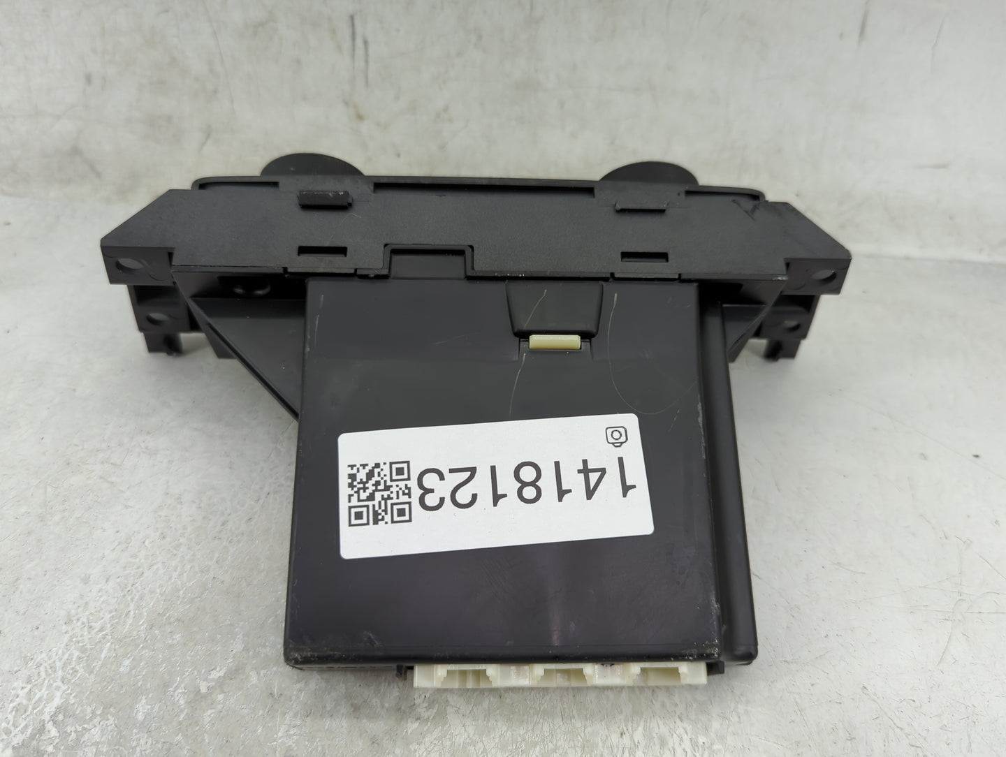 2007-2011 Cadillac Dts Climate Control Module Temperature AC/Heater Replacement Fits Fits 2007 2008 2009 2010 2011 OEM Used 