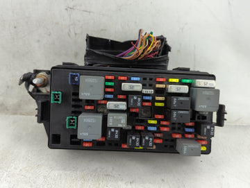 2009-2011 Cadillac Dts Fusebox Fuse Box Panel Relay Module P/N:13712253 Fits Fits 2009 2010 2011 OEM Used Auto Parts