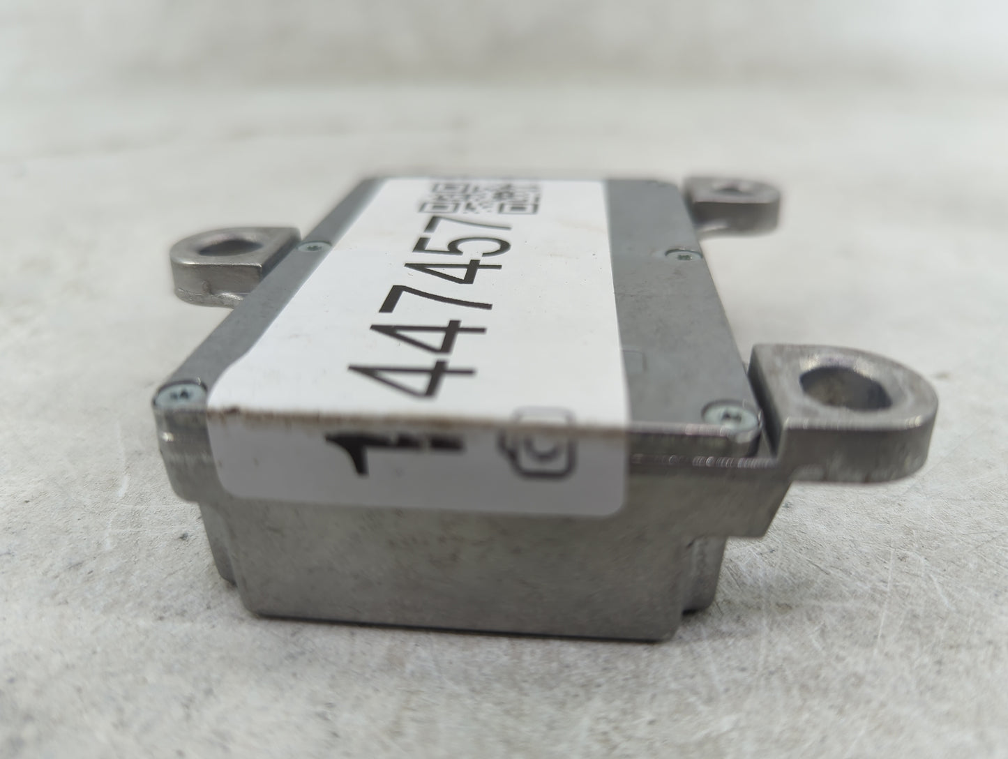 2006-2011 Cadillac Dts Stability Control Module 15113717|a2c53179495 - Oemusedautoparts1.com