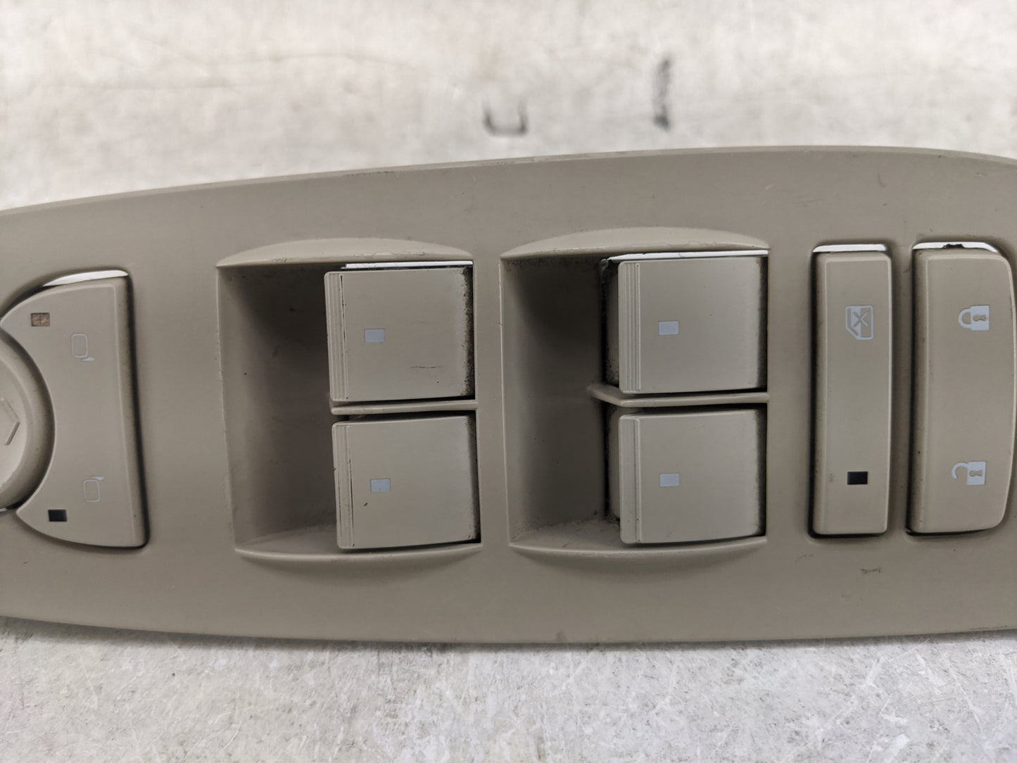 2006-2011 Cadillac Dts Master Power Window Switch Replacement Driver Side Left P/N:20834887AA F00HJ00535 Fits OEM Used Auto 