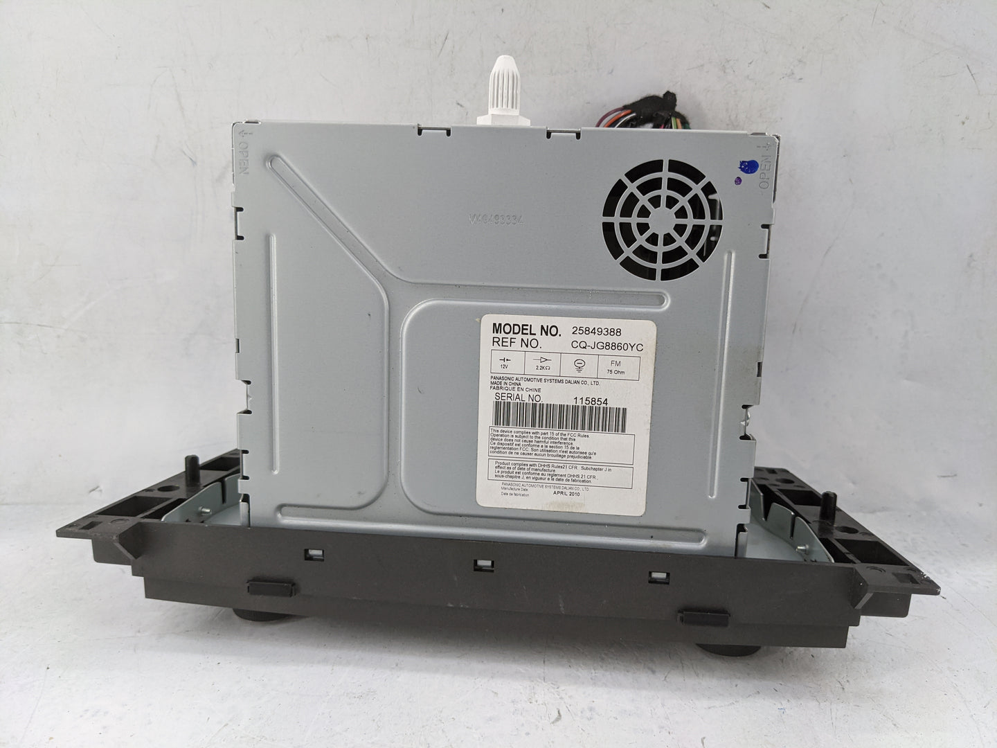 2008-2011 Cadillac Dts Radio AM FM Cd Player Receiver Replacement P/N:25849388 CQ-JG8860YC Fits Fits 2008 2009 2010 2011 OEM