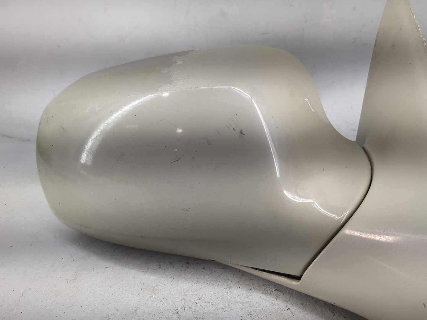 2010-2011 Cadillac Dts Passenger Side View Mirror - Right Door Mirror OEM Used - Oemusedautoparts1.com