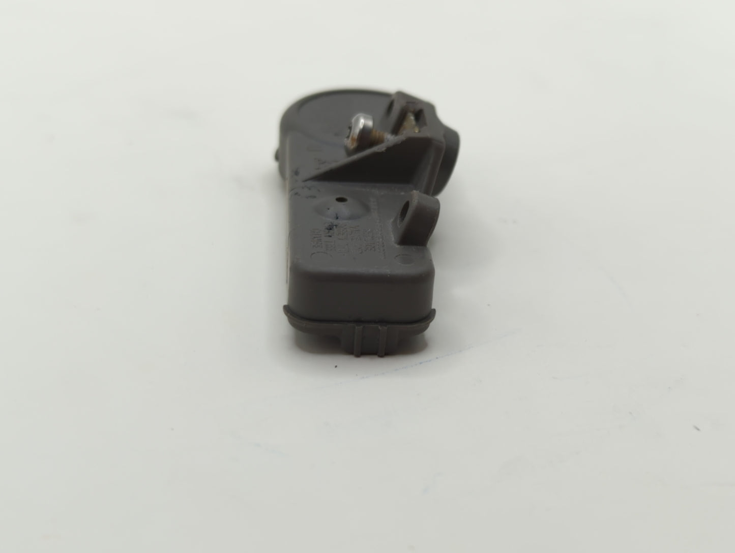 2011 Cadillac Dts Tire Pressure Monitoring System Sensor Tpms - Oemusedautoparts1.com