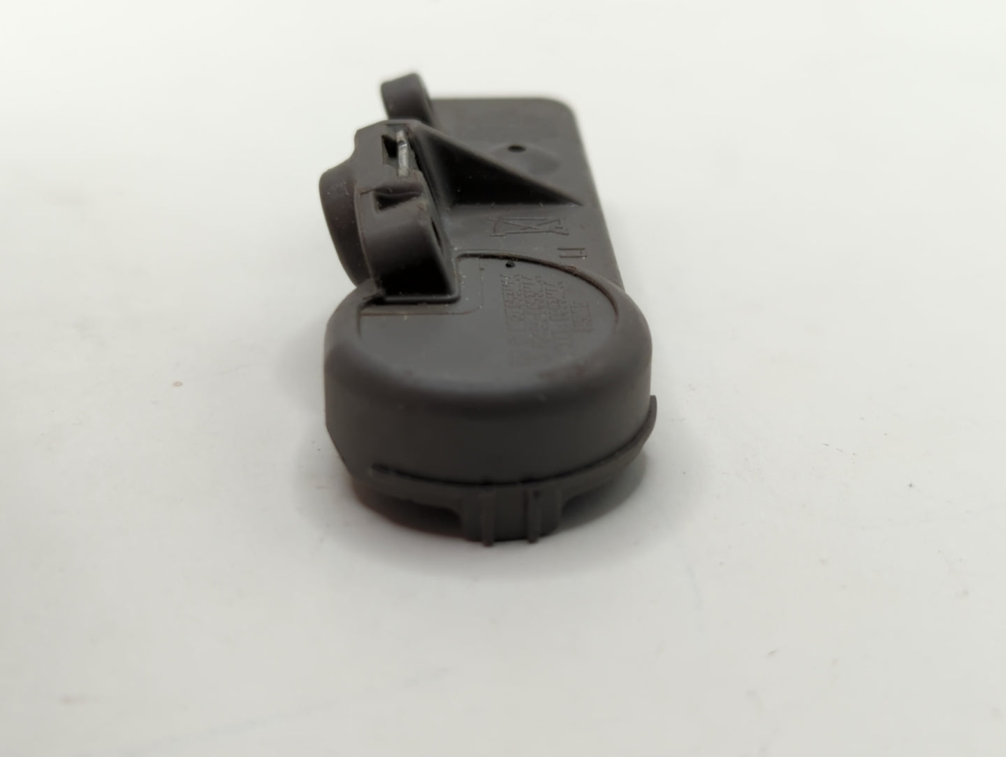 2011 Cadillac Dts Tire Pressure Monitoring System Sensor Tpms - Oemusedautoparts1.com