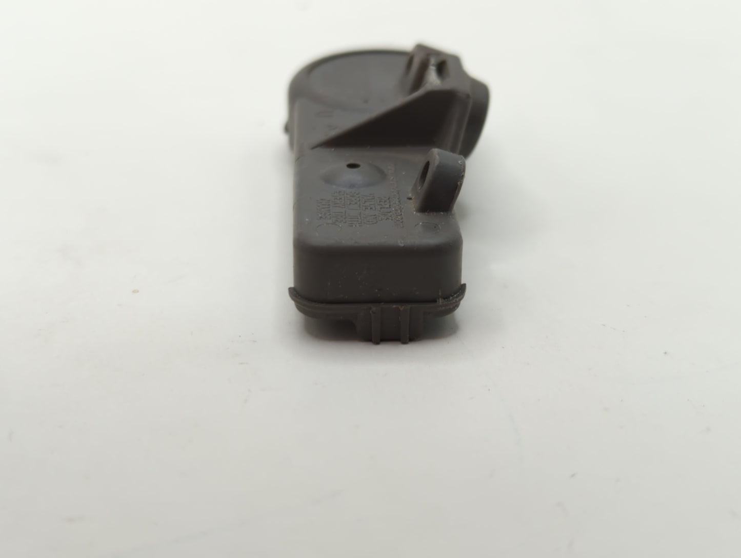 2011 Cadillac Dts Tire Pressure Monitoring System Sensor Tpms - Oemusedautoparts1.com