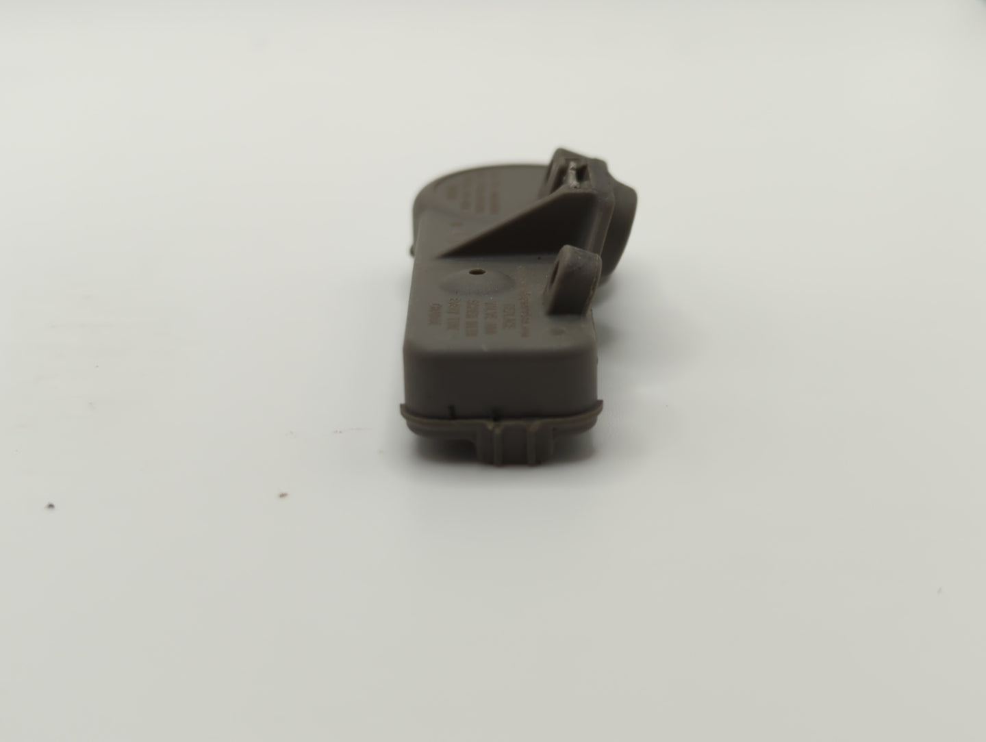 2011 Cadillac Dts Tire Pressure Monitoring System Sensor Tpms - Oemusedautoparts1.com