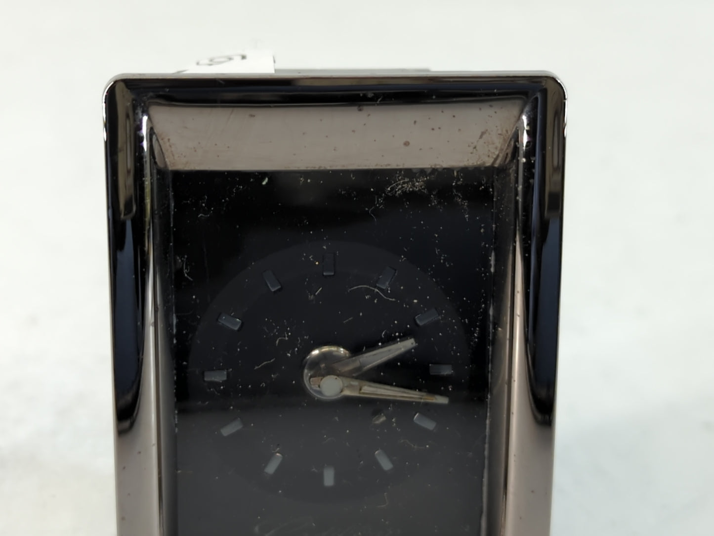2011 Cadillac Dts Digitial Dash Clock Fits OEM Used Auto Parts - Oemusedautoparts1.com