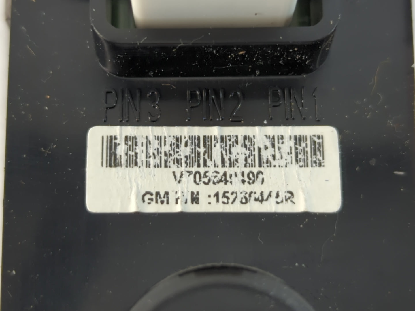 2011 Cadillac Dts Digitial Dash Clock Fits OEM Used Auto Parts - Oemusedautoparts1.com