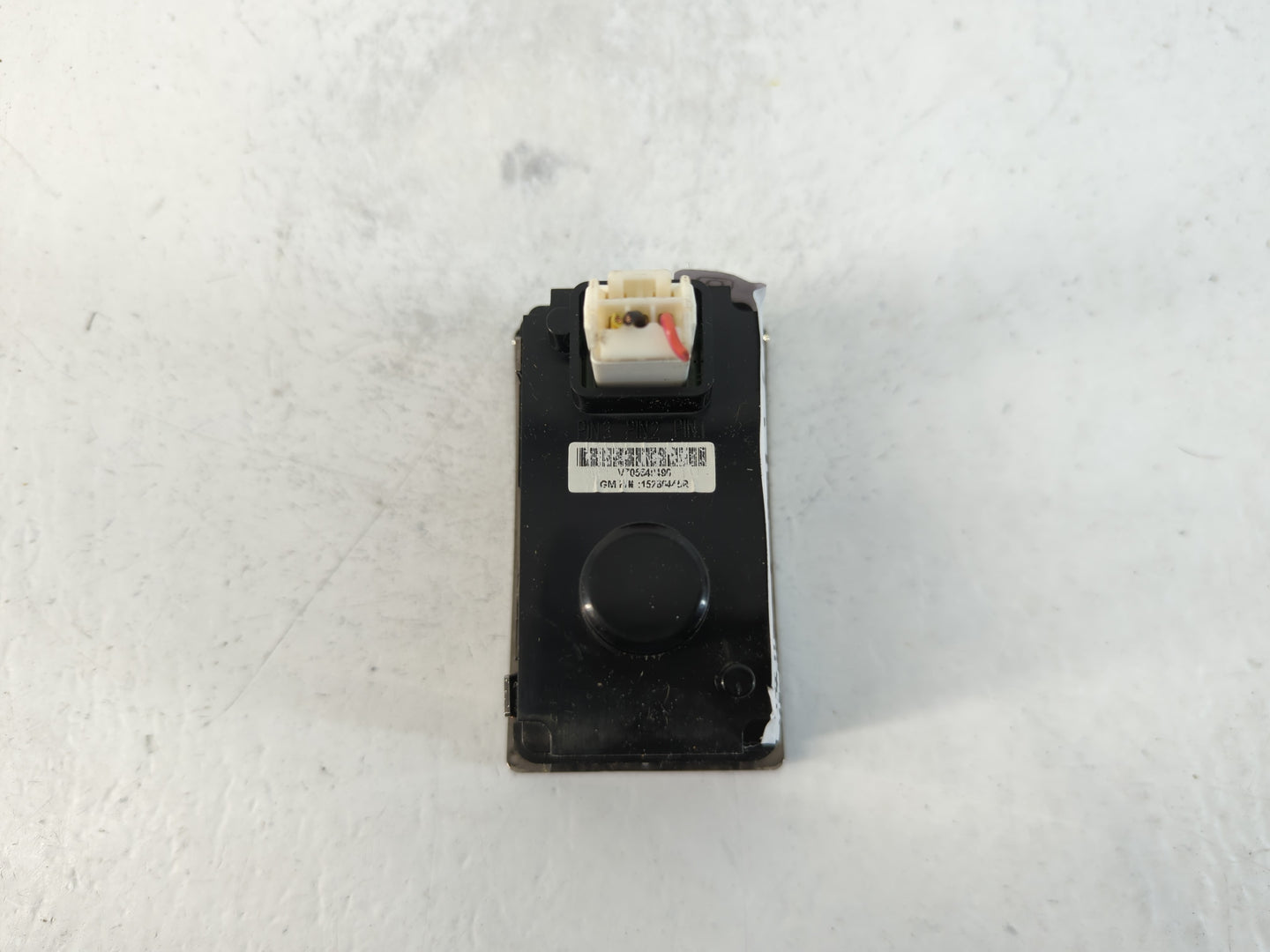 2011 Cadillac Dts Digitial Dash Clock Fits OEM Used Auto Parts - Oemusedautoparts1.com