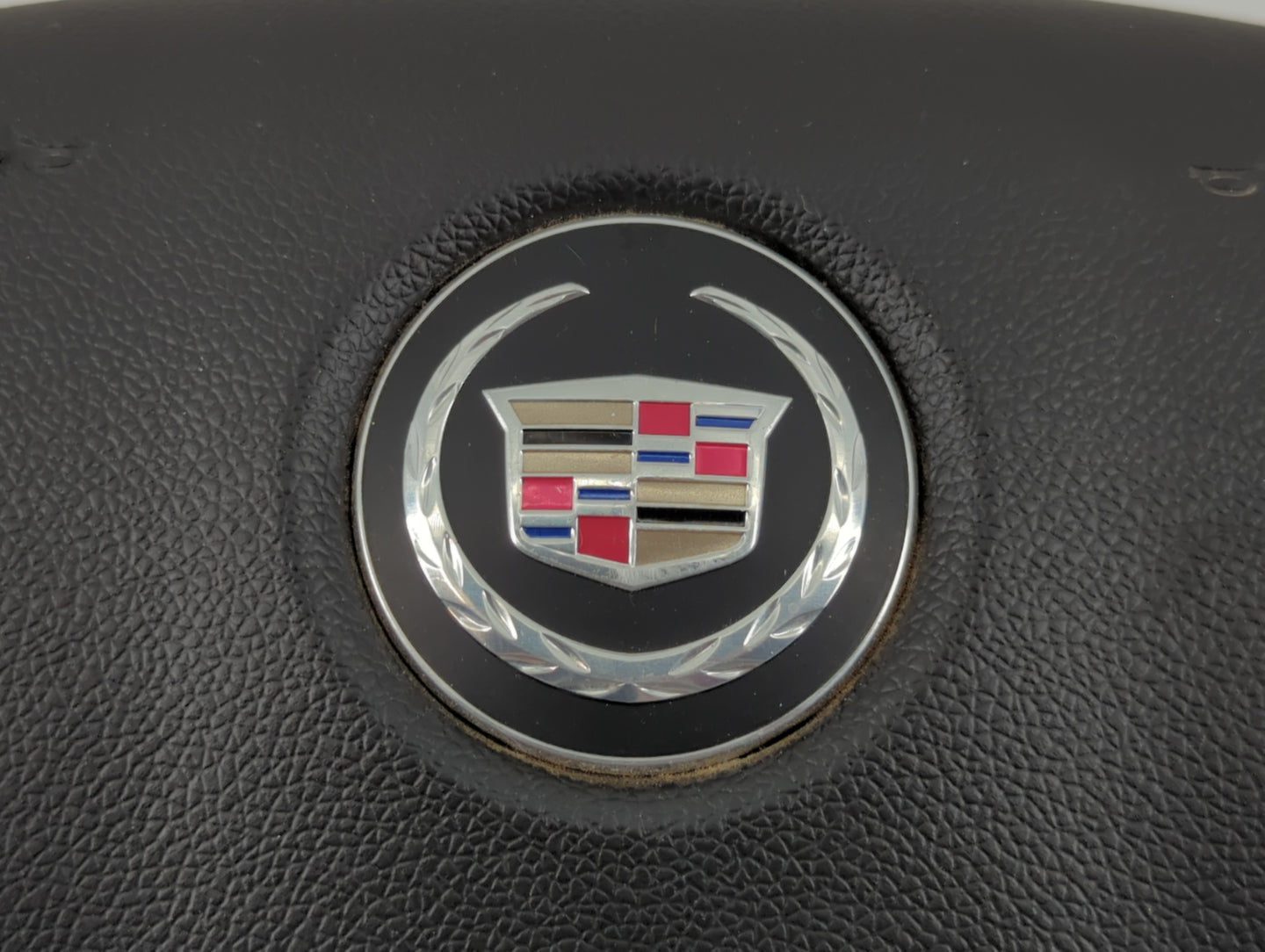 2011-2012 Cadillac Escalade Air Bag Driver Left Steering Wheel Mounted P/N:AB8246M2Q5037 Fits Fits 2011 2012 OEM Used Auto P