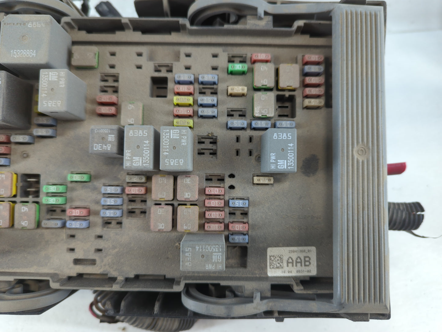 2010-2014 Cadillac Escalade Fusebox Fuse Box Panel Relay Module P/N:25941368 Fits Fits 2010 2011 2012 2013 2014 OEM Used Aut