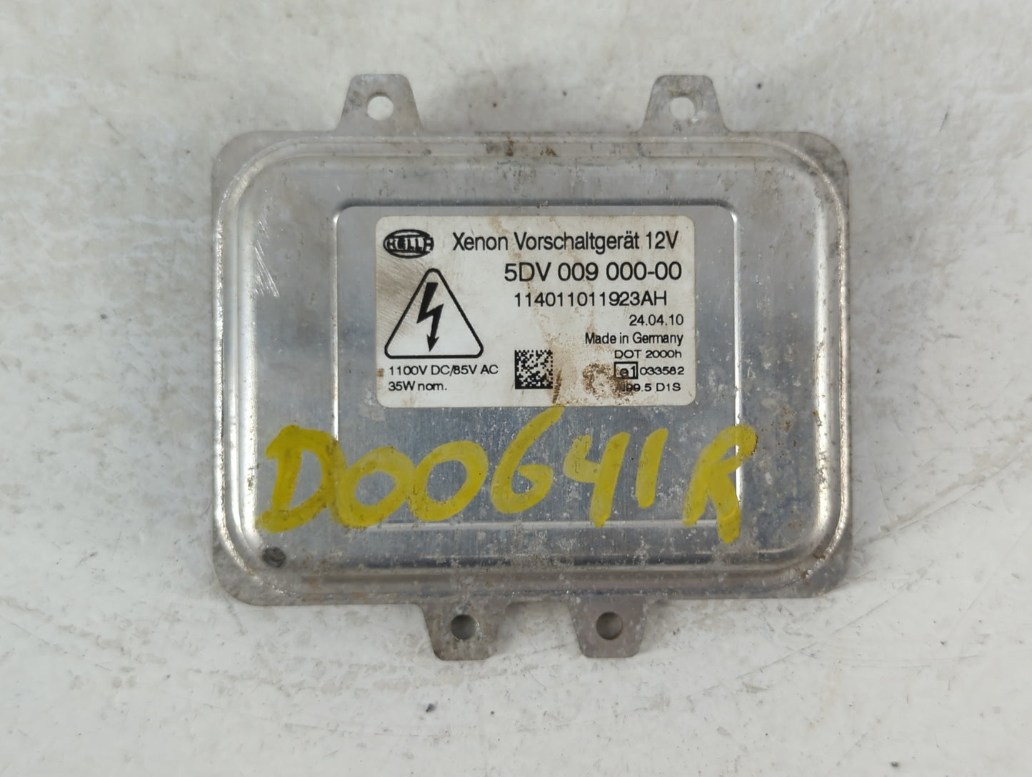 2011 Cadillac Escalade Headlight Ballast Head Light - Oemusedautoparts1.com